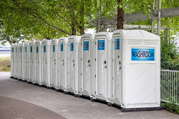 Best Portable toilet rental cost  in Mitchell, SD
